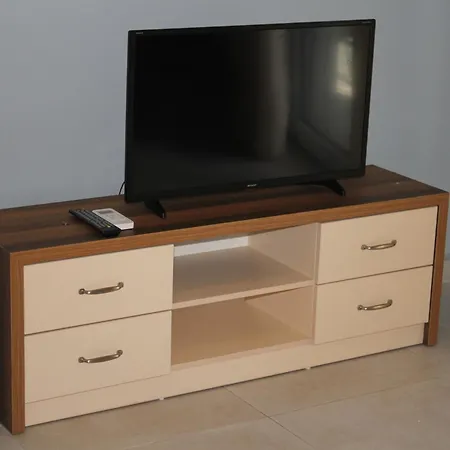 Apartment Osmenaj *